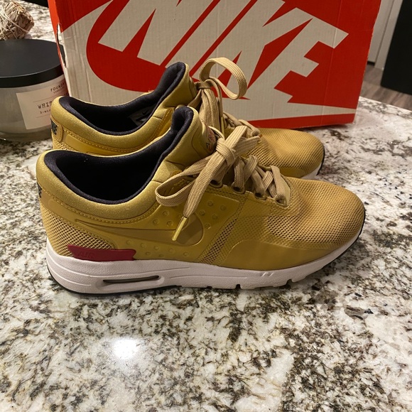 Nike Air Max Zero - Picture 3 of 9